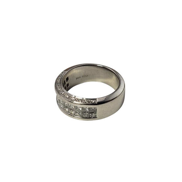 Vintage 14 Karat White Gold and Diamond Band Ring Size 6.75 #12722 - Picture 3 of 10